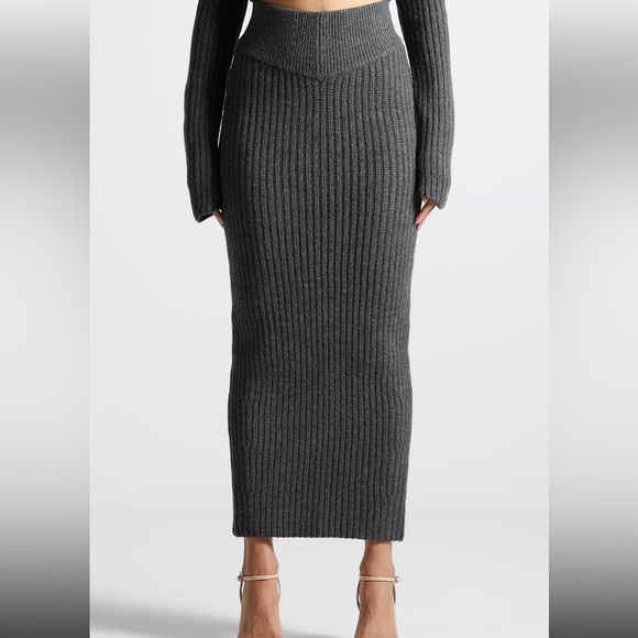Maniere De Voir Off Shoulder Knit Crop Top and Pencil Skirt Set - Picture 2 of 10